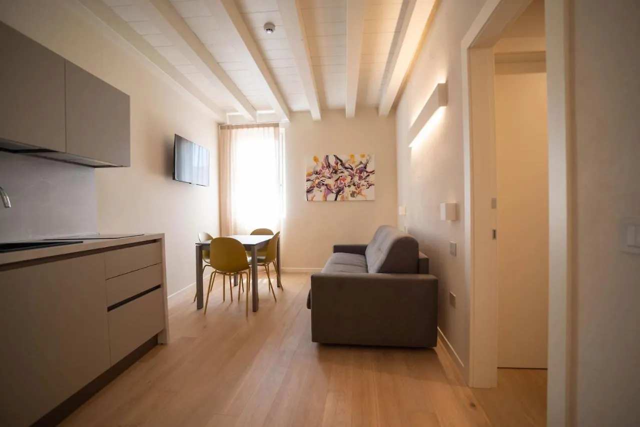 Calcirelli Suites Verona 2*,  Italy