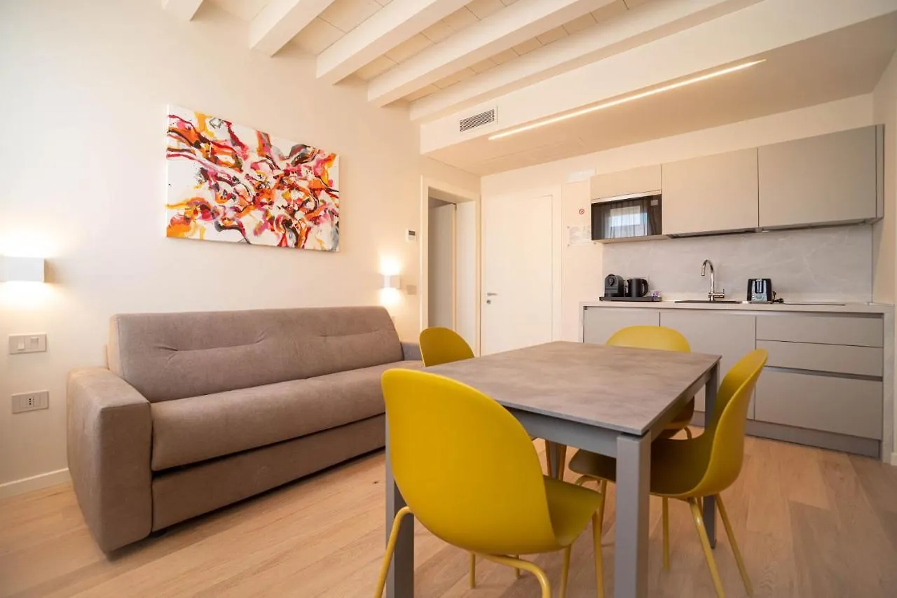 Aparthotel Calcirelli Suites Verona