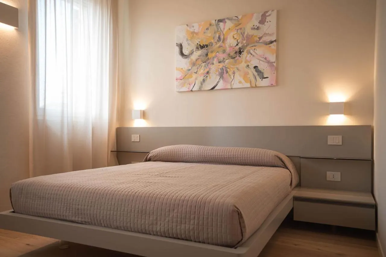 ** Aparthotel Calcirelli Suites Verona Italy