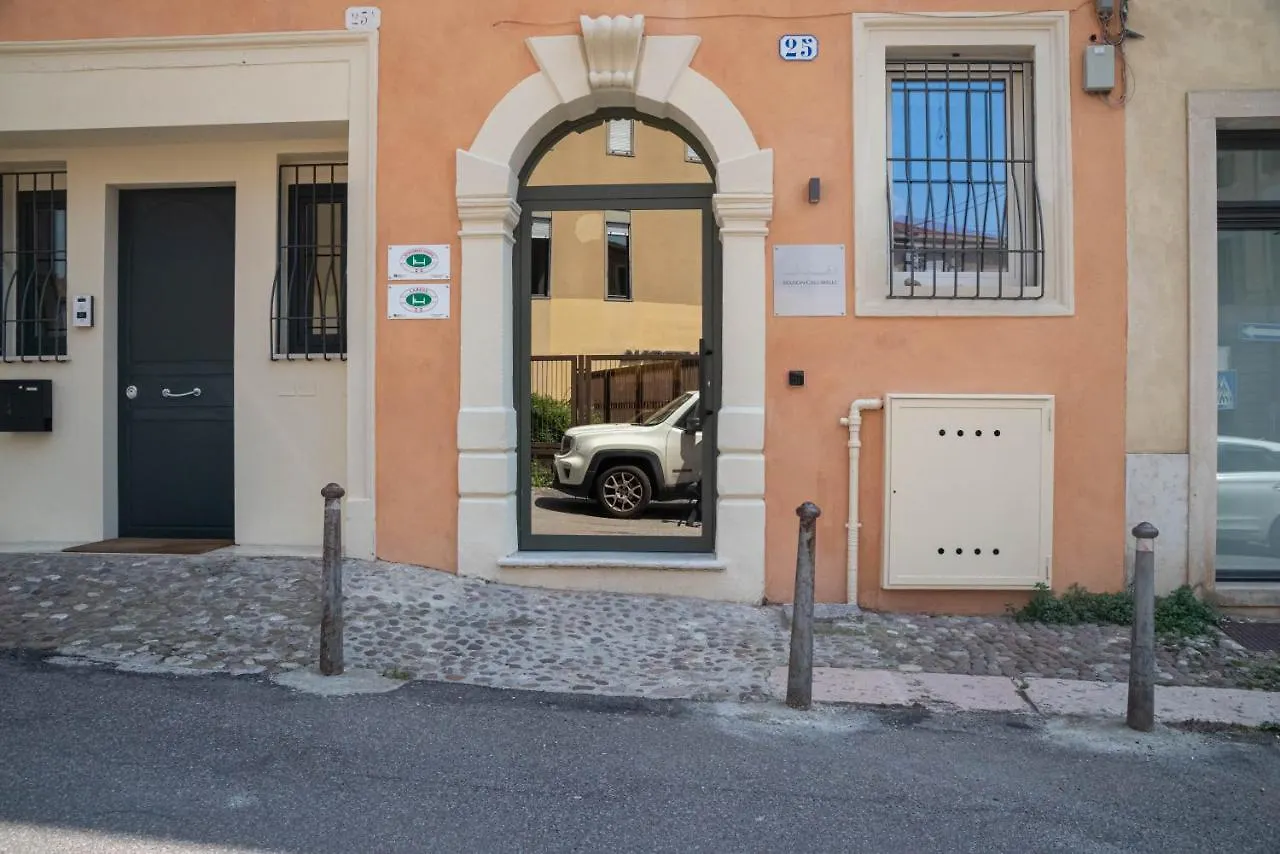 ** Aparthotel Calcirelli Suites Verona Italy